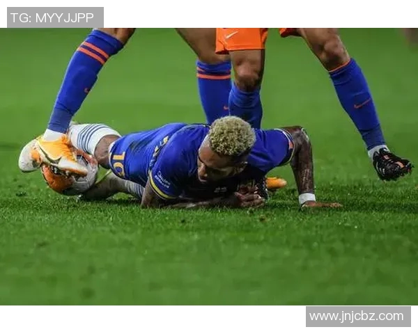 2015年鲁能与苏宁激战回顾：一场精彩绝伦的中超对决与历史意义分析