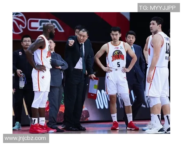 2017年CBA赛季吉林队对阵山东队精彩回顾与赛后分析