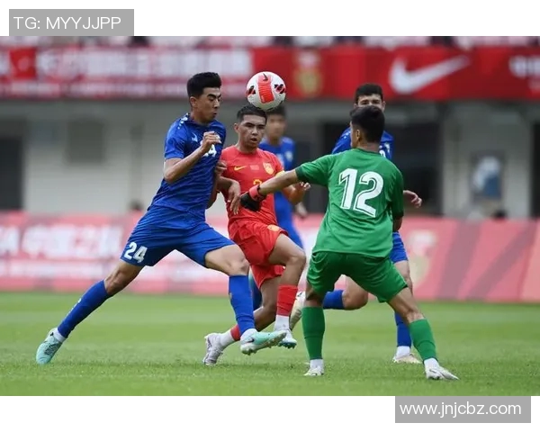 2017年中国国家足球队对阵乌兹别克斯坦精彩直播回顾与分析