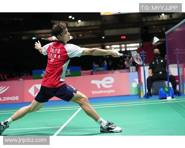 亚历克斯卡鲁索的篮球之路与个人魅力:从默默无闻到闪耀赛场的传奇故事